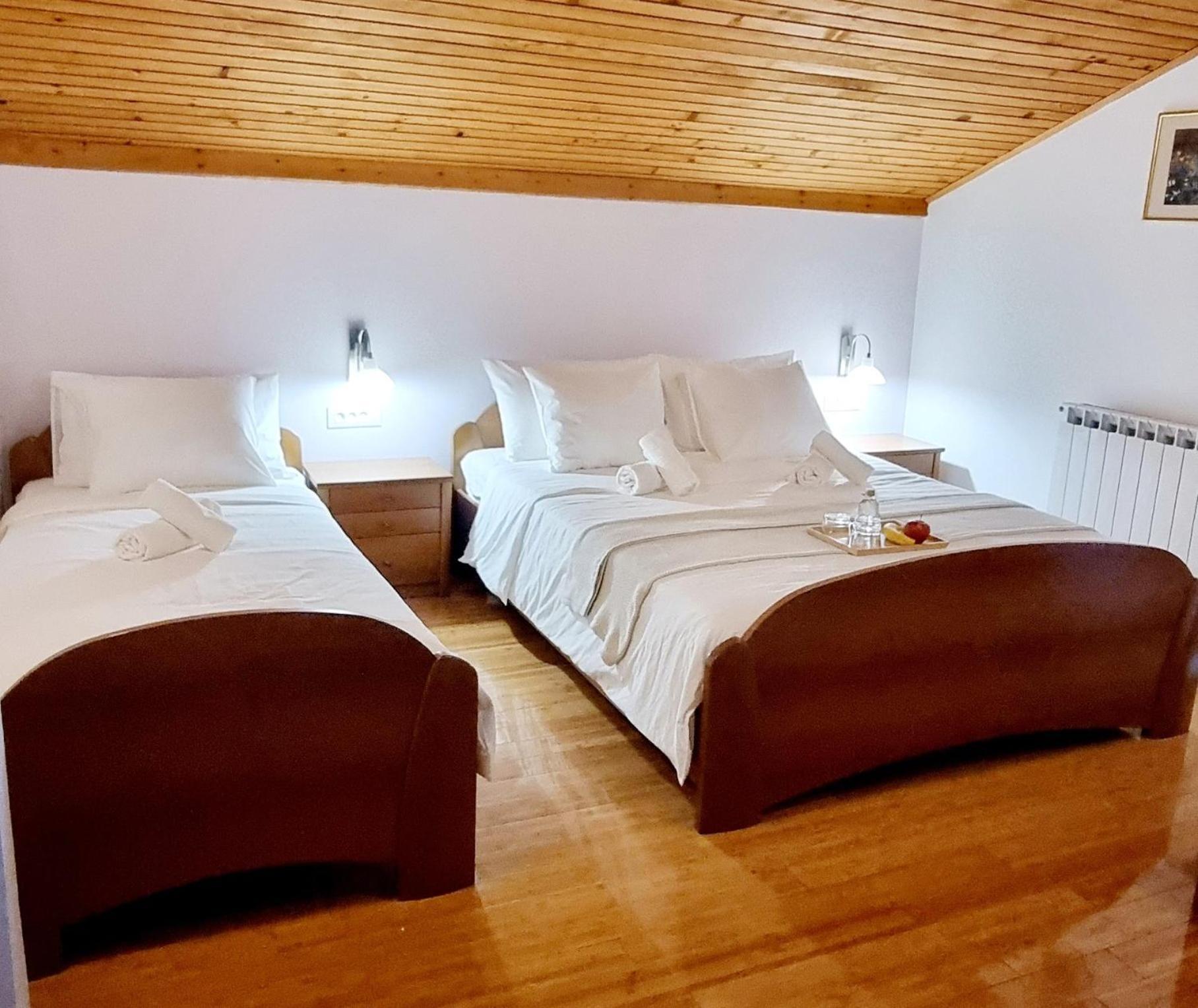 Nadija Rooms Funtana Kültér fotó